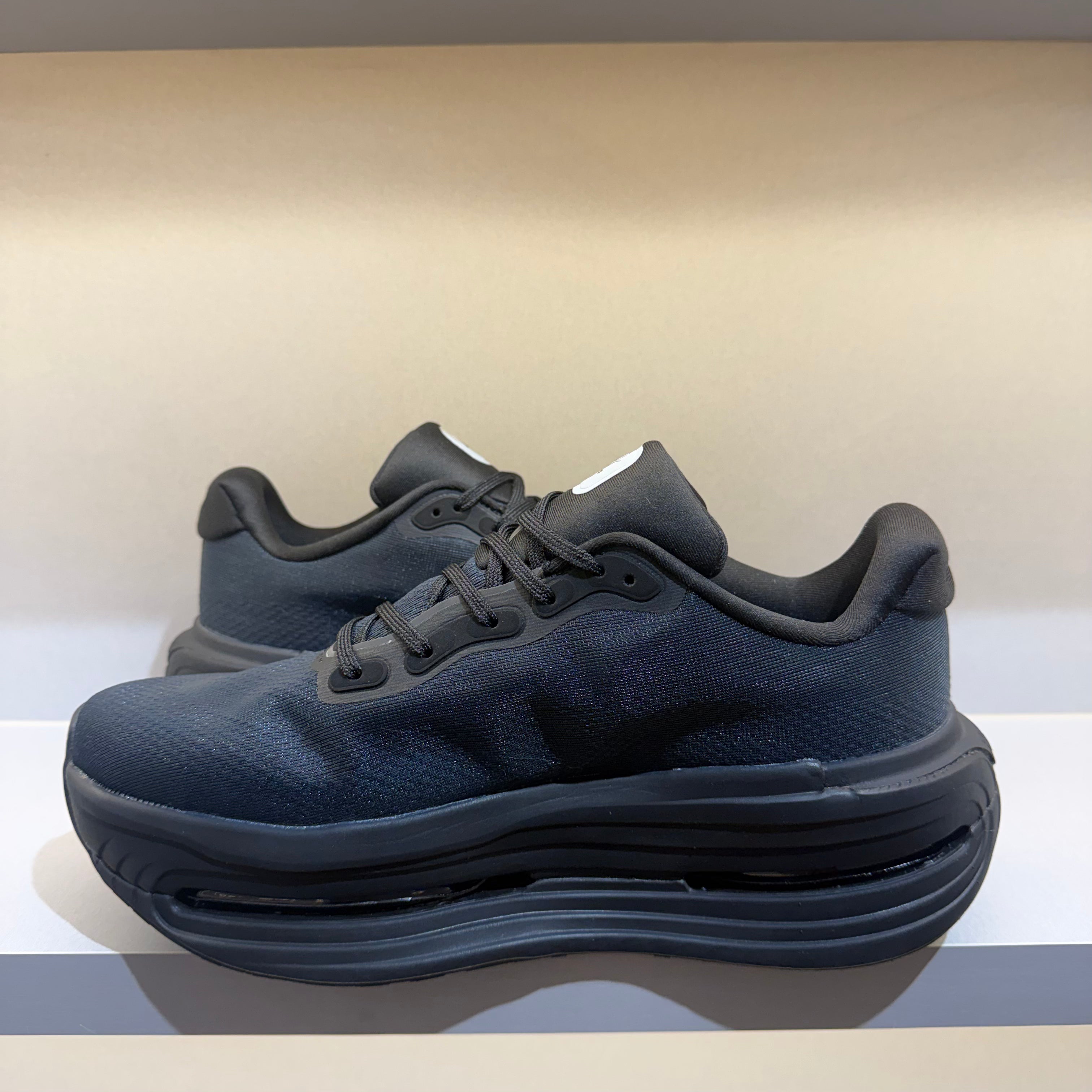 Tênis Nike Vomero Premium SP Black Mini Chrome Swoosh (Pronta Entrega)