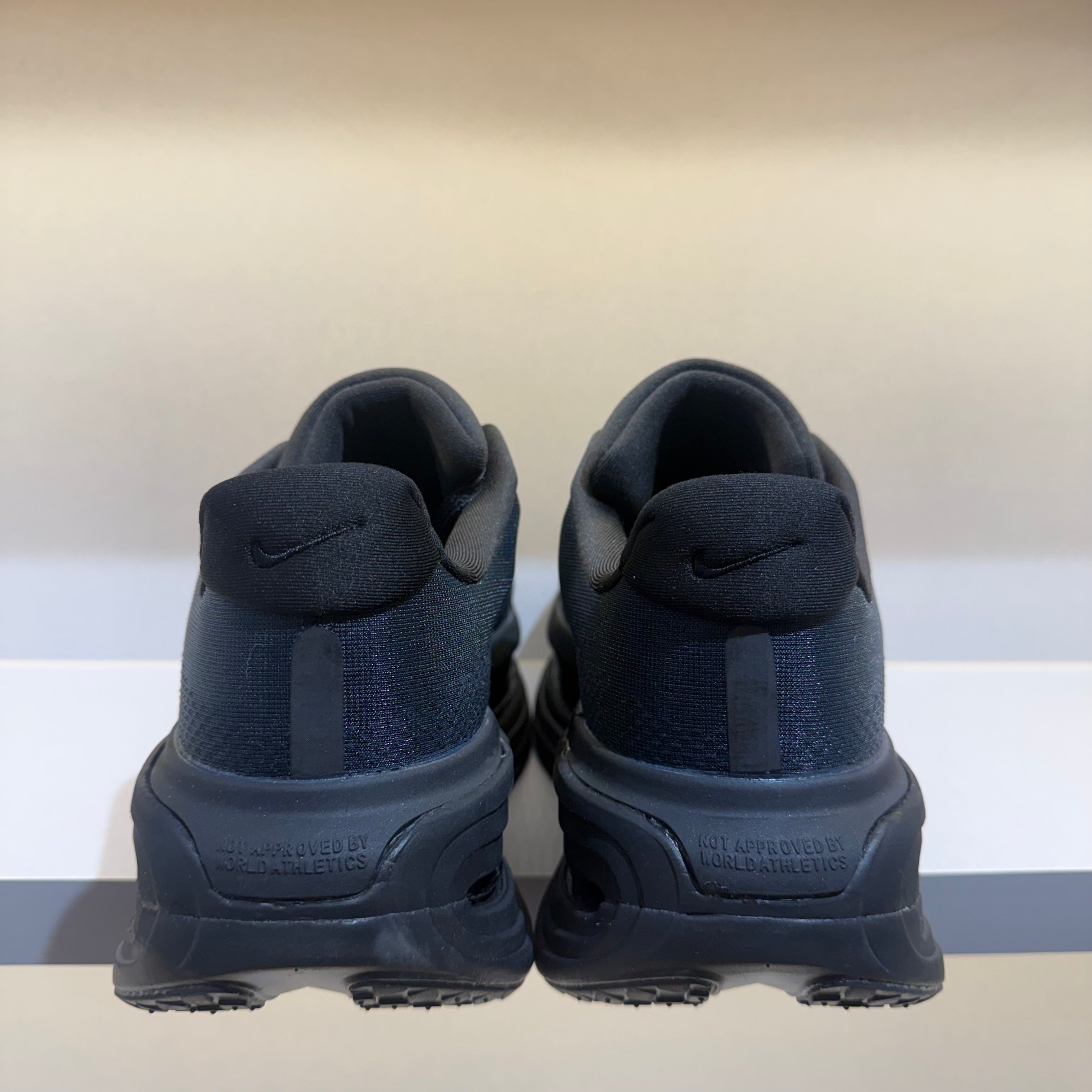 Tênis Nike Vomero Premium SP Black Mini Chrome Swoosh (Pronta Entrega)