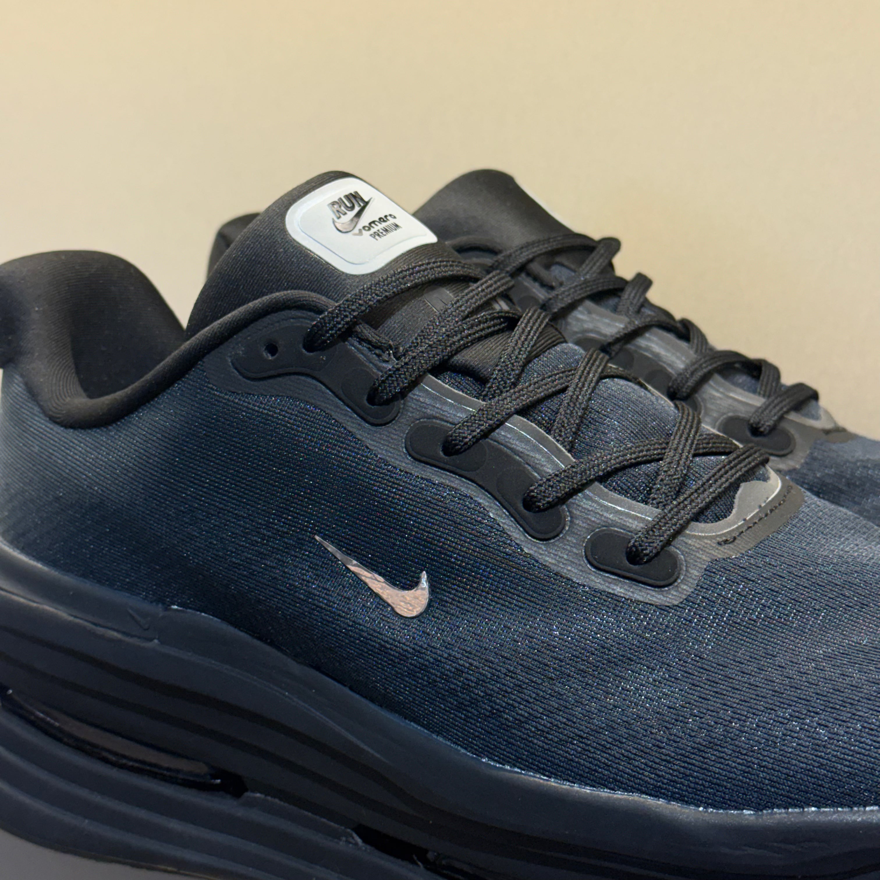 Tênis Nike Vomero Premium SP Black Mini Chrome Swoosh (Pronta Entrega)