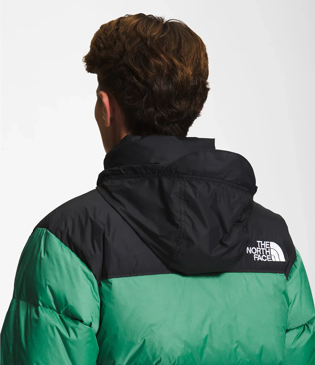 Essa é CLÁSSICA!! Análise: Jaqueta The North Face RETRO Nuptse!! 