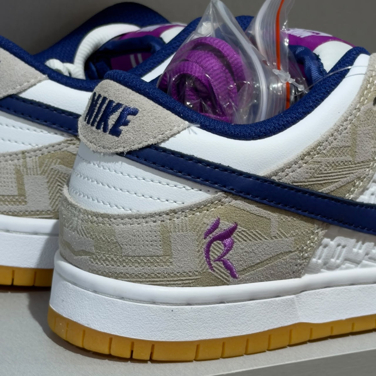 Nike SB Dunk Low Rayssa Leal (Pronta Entrega)