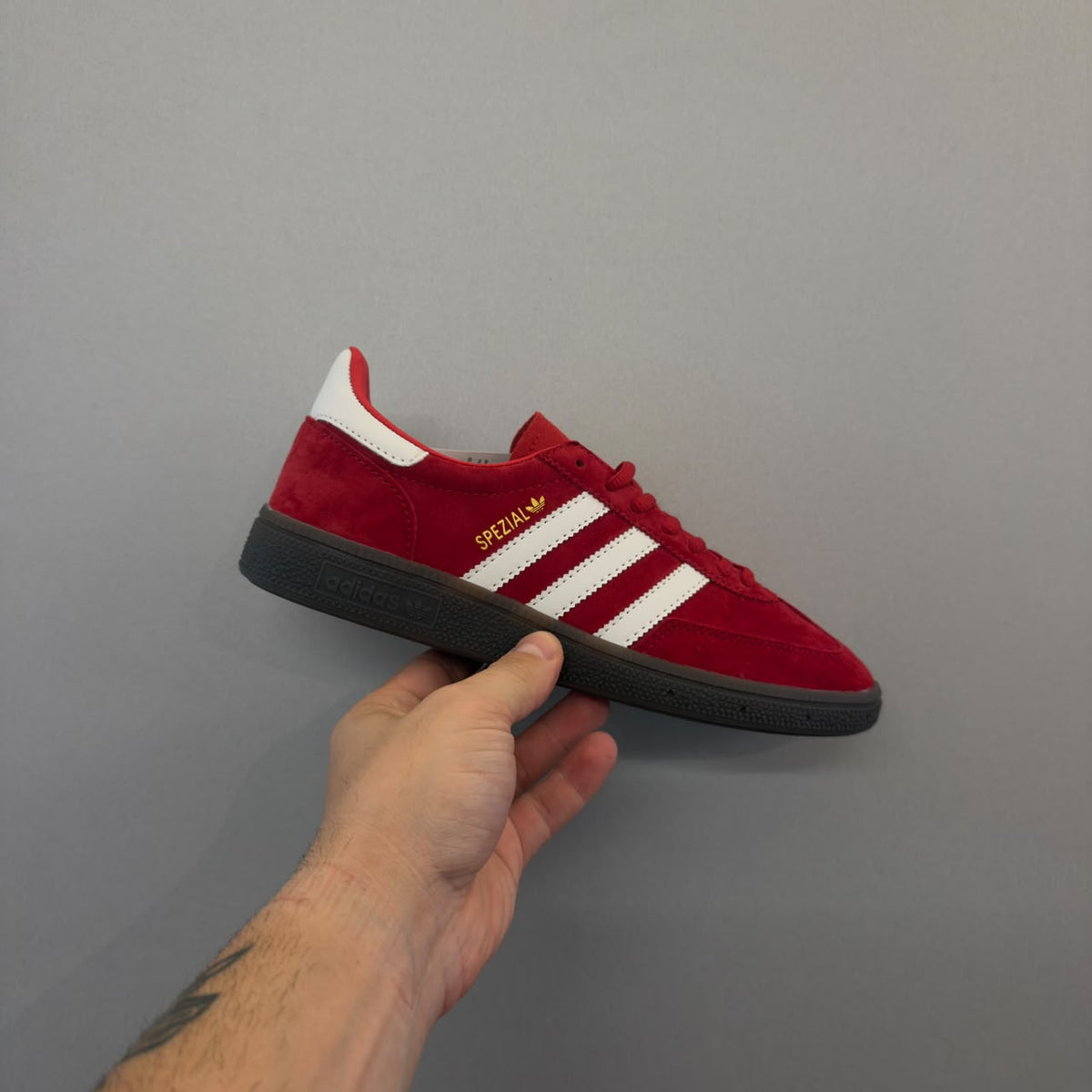 Tênis Adidas Handball Spezial Scarlet Gum (Pronta Entrega)