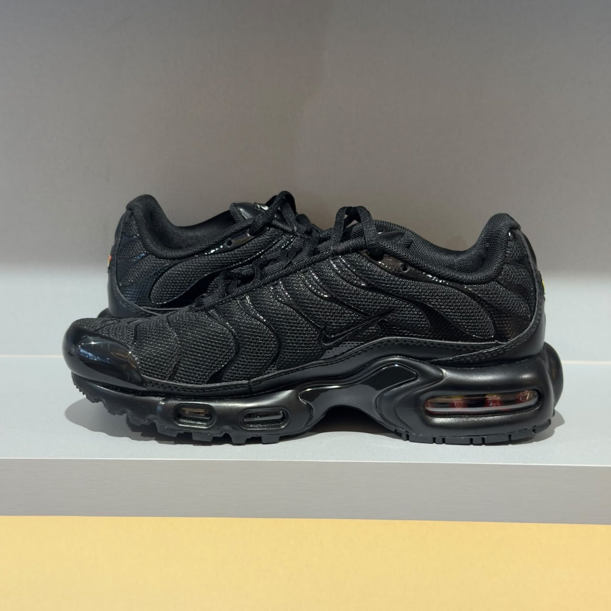 Nike Air Max Plus Triple Black (Pronta Entrega)