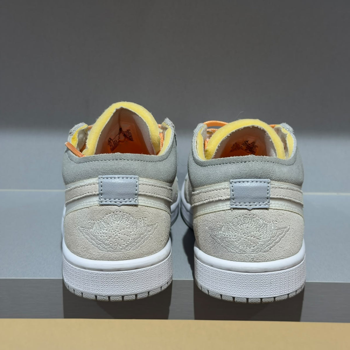 Jordan 1 Low SE Craft Inside Out White Phantom (Pronta Entrega)