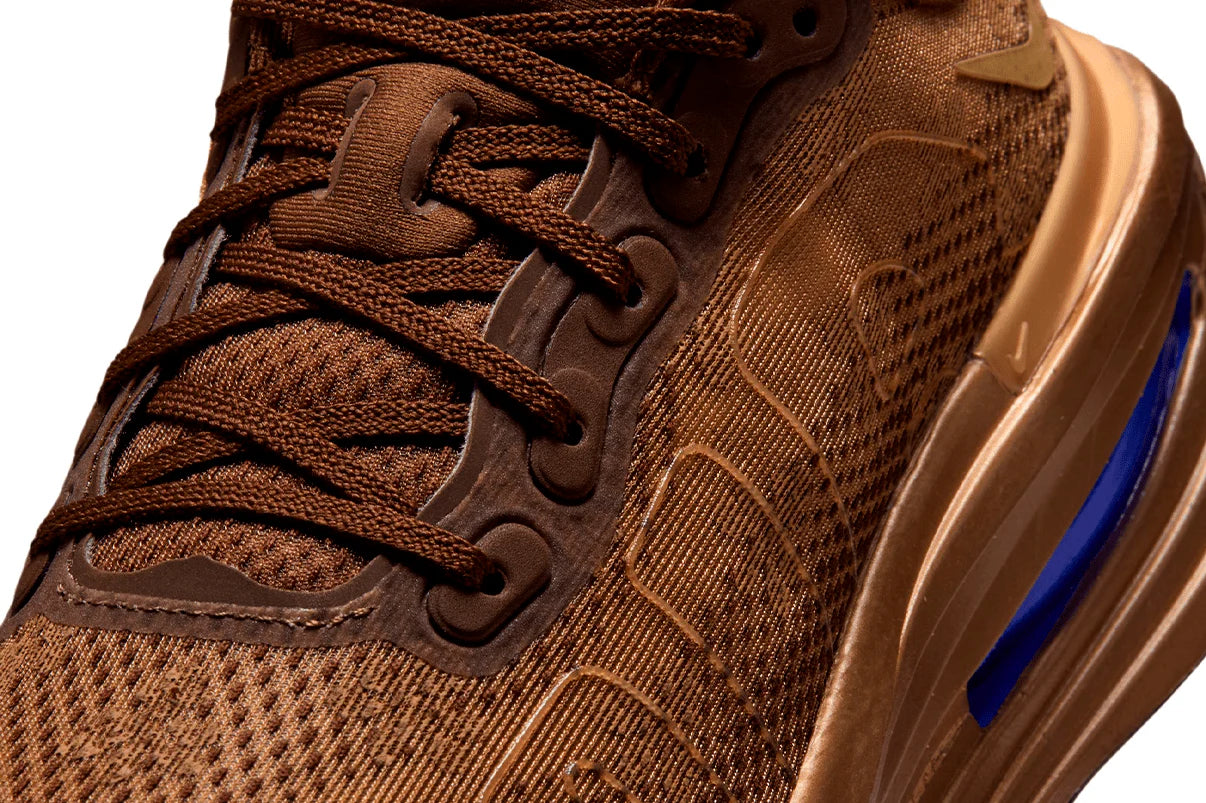 Nike Vomero Premium Flat Stout